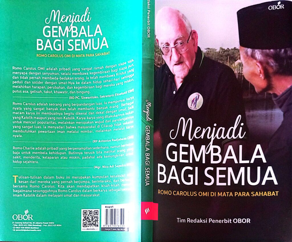 TEKS RESENSI BUKU : MENJADI GEMBALA BAGI SEMUA , ROMO CAROLUS DI MATA SAHABAT